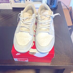 i am selling these nike shoes that i do not want anymore